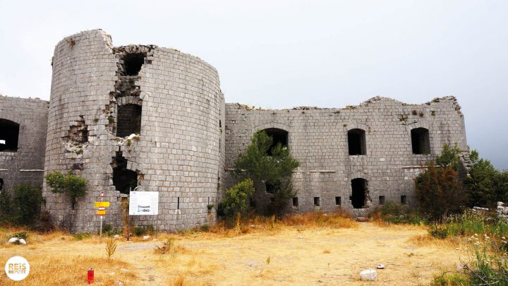 Fort Kosmač montenegro