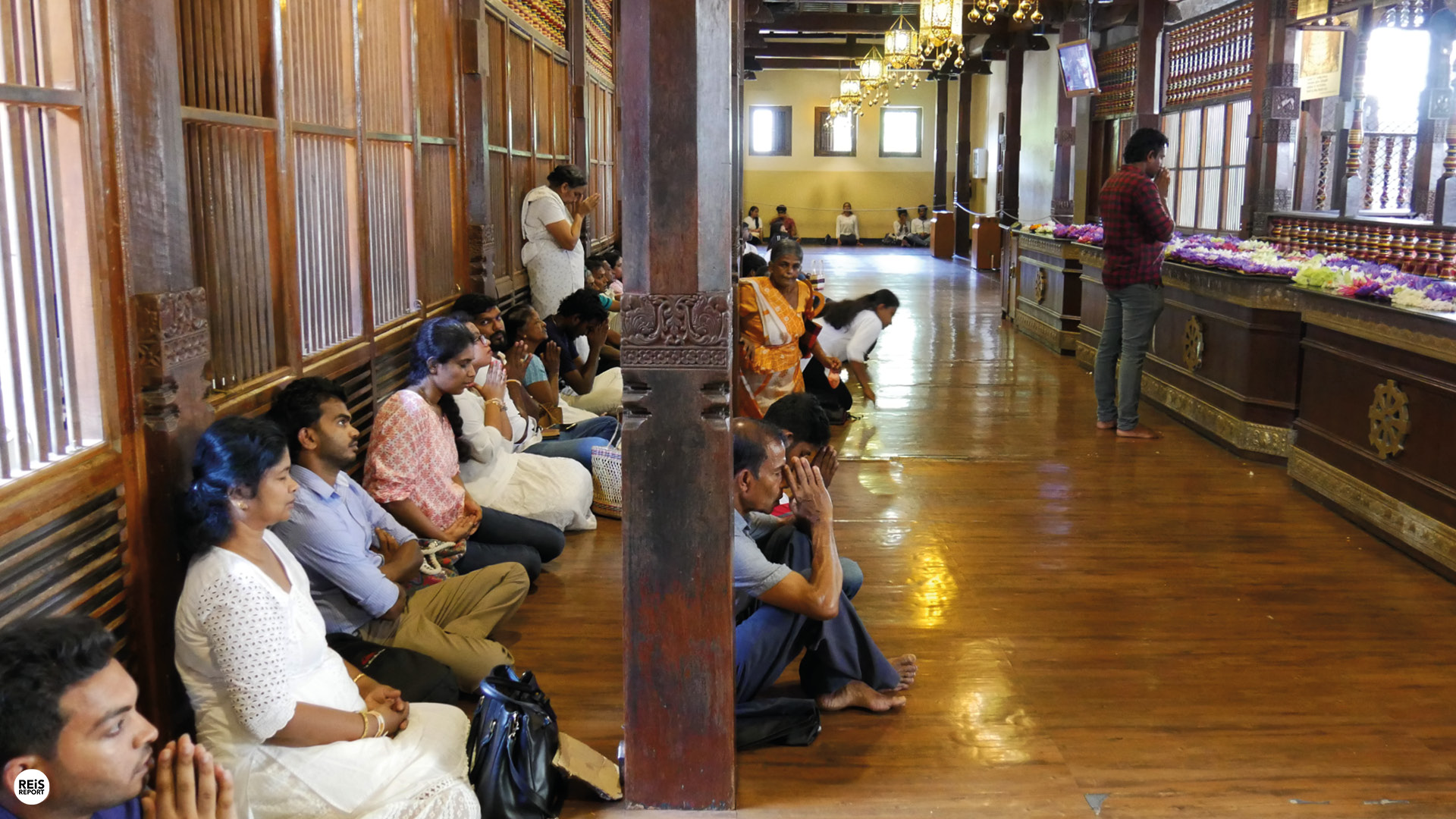 temple of the tooth in kandy
