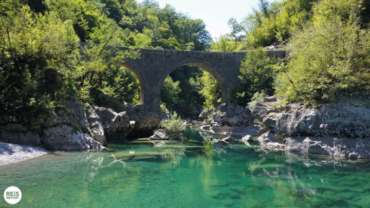 moraca canyon Danilov Most montenegro