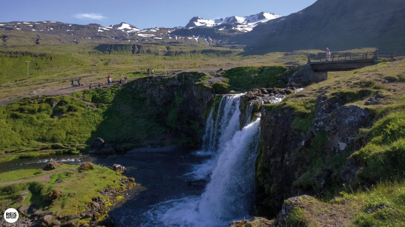 kirkjufellsfoss waterval ijsland