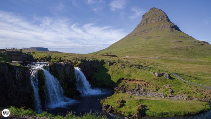 kirkjufellsfoss waterval ijsland