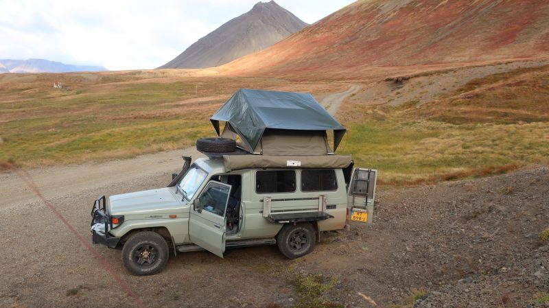 eigen camper ijsland