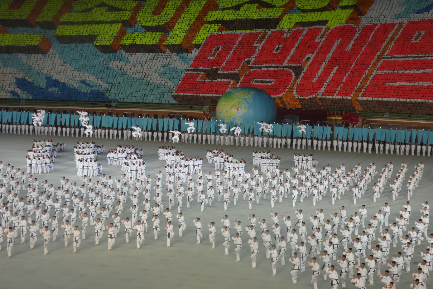 noord-korea-reis-mass-games